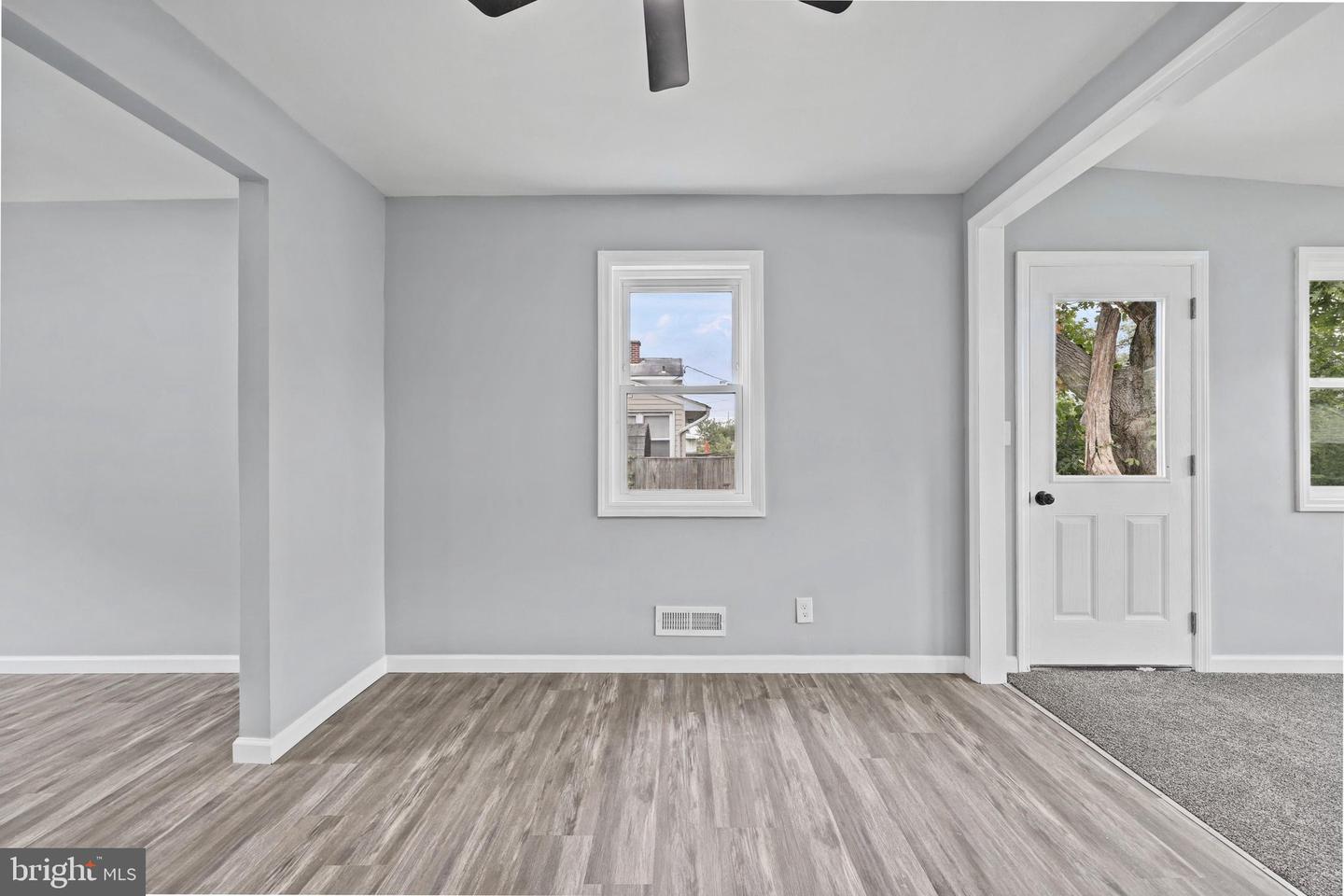 727 Delmar Ave Property Photo 14