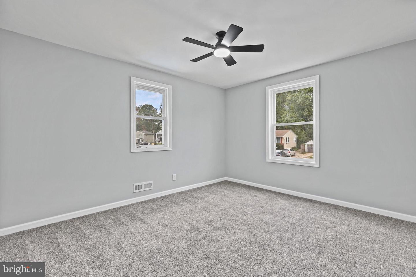 727 Delmar Ave Property Photo 21