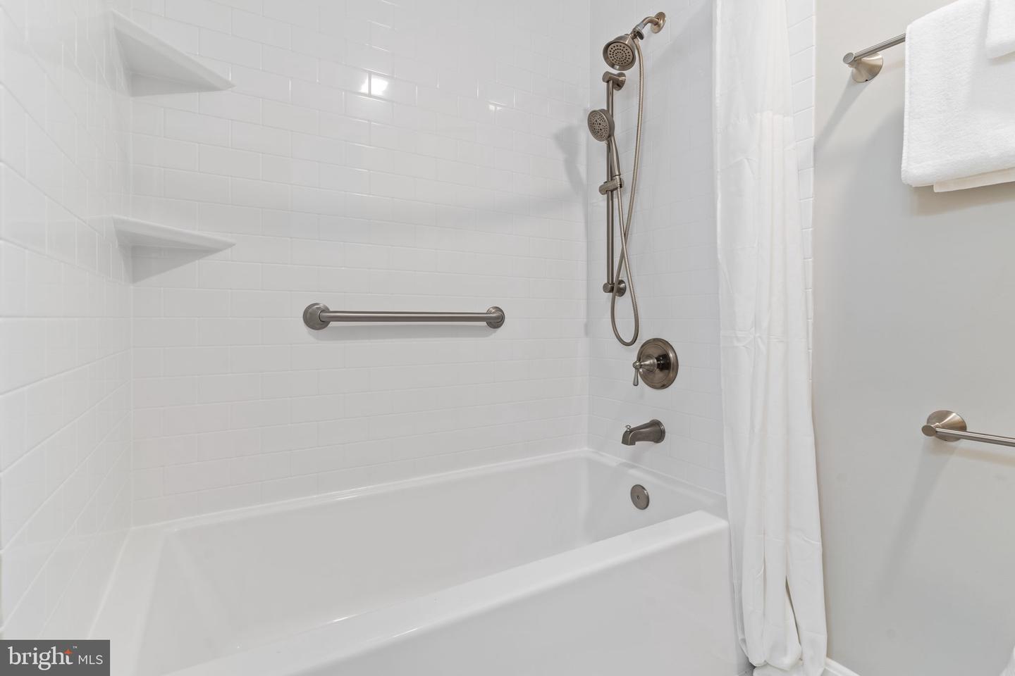 1307 Roundhouse Ct Property Photo 19