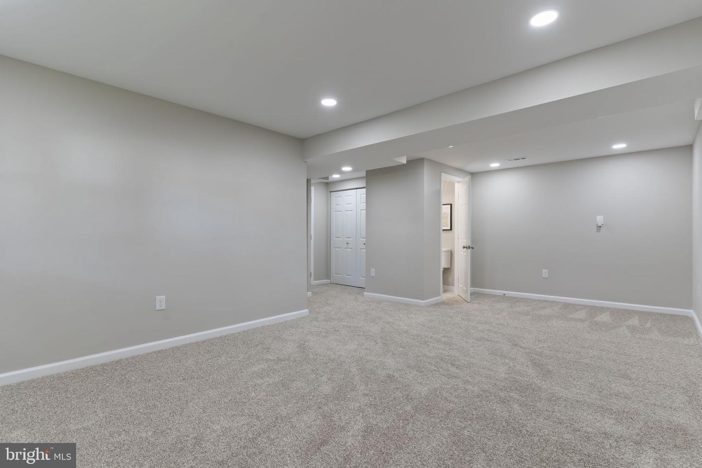 1307 Roundhouse Ct Property Photo 29