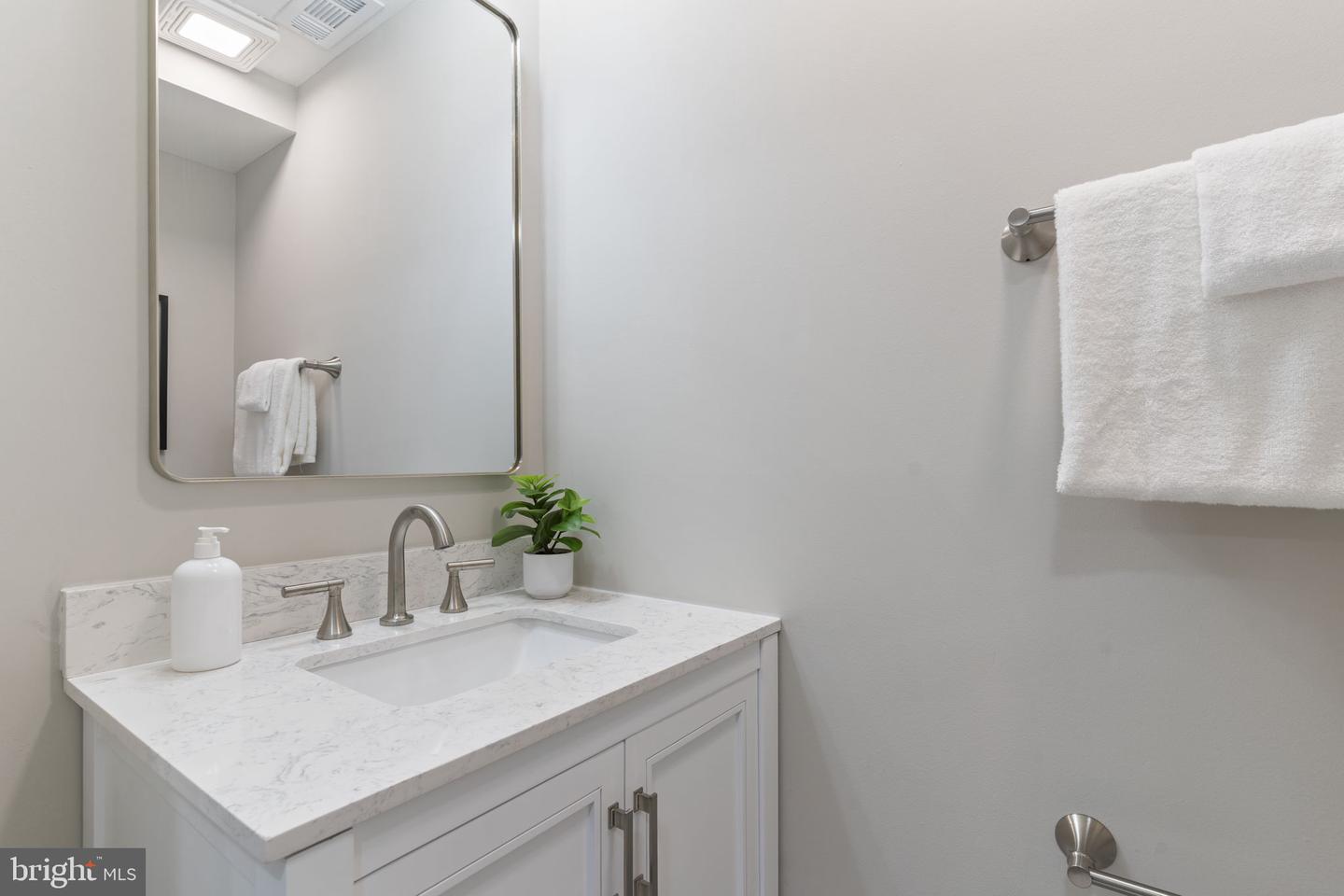 1307 Roundhouse Ct Property Photo 30