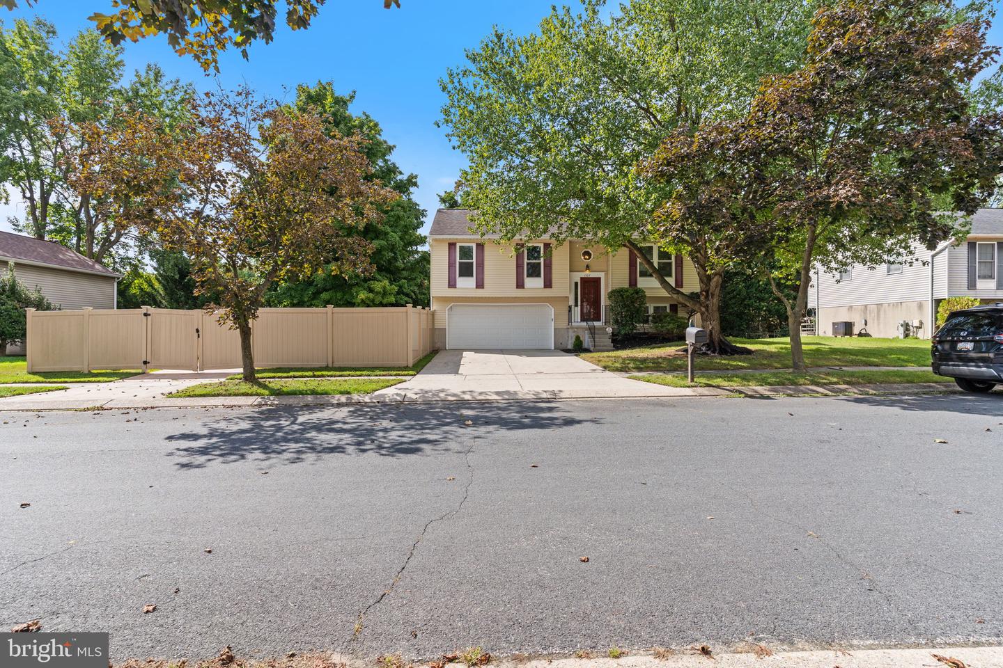 1307 Roundhouse Ct Property Photo 36