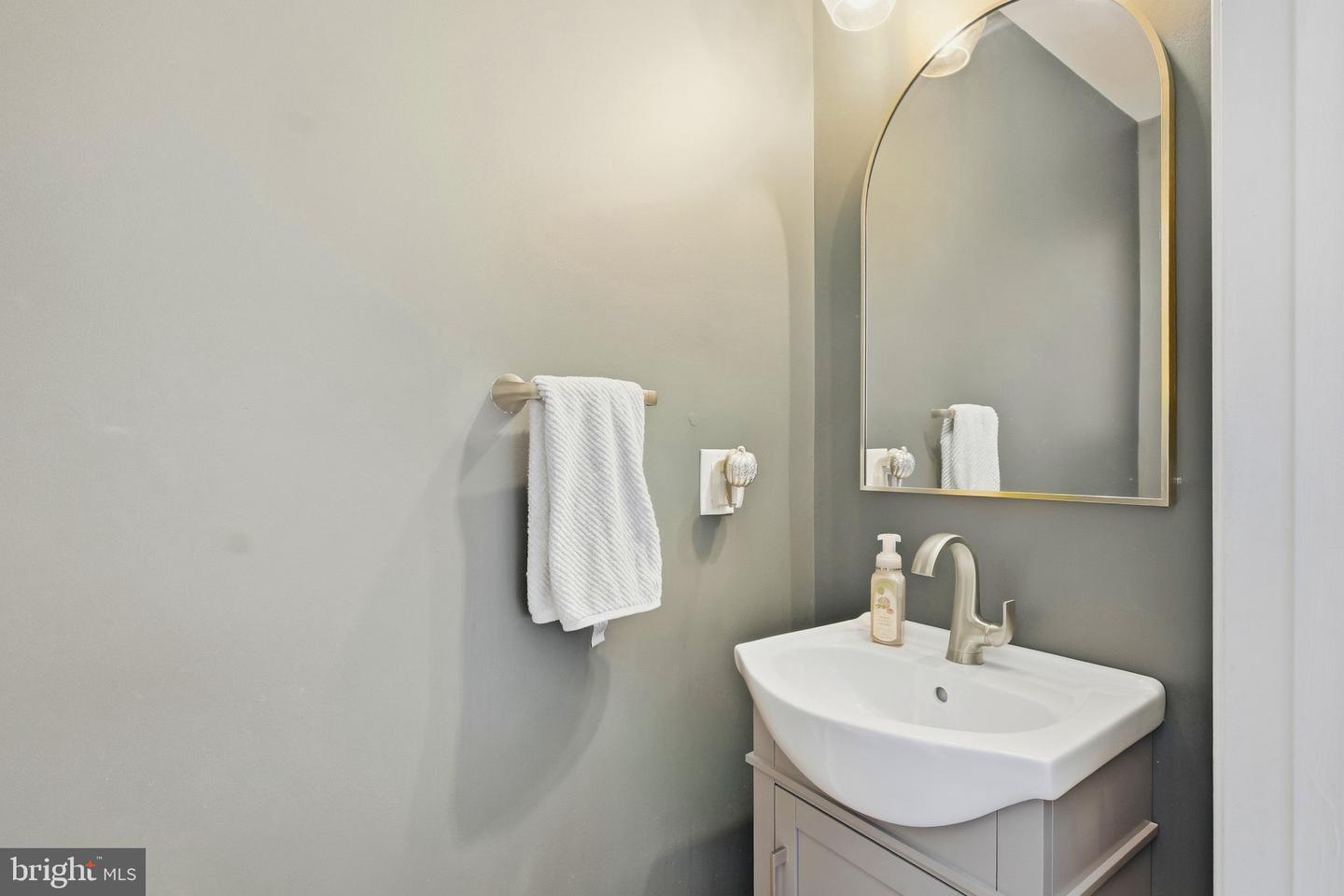 463 Penwood Dr Property Photo 9
