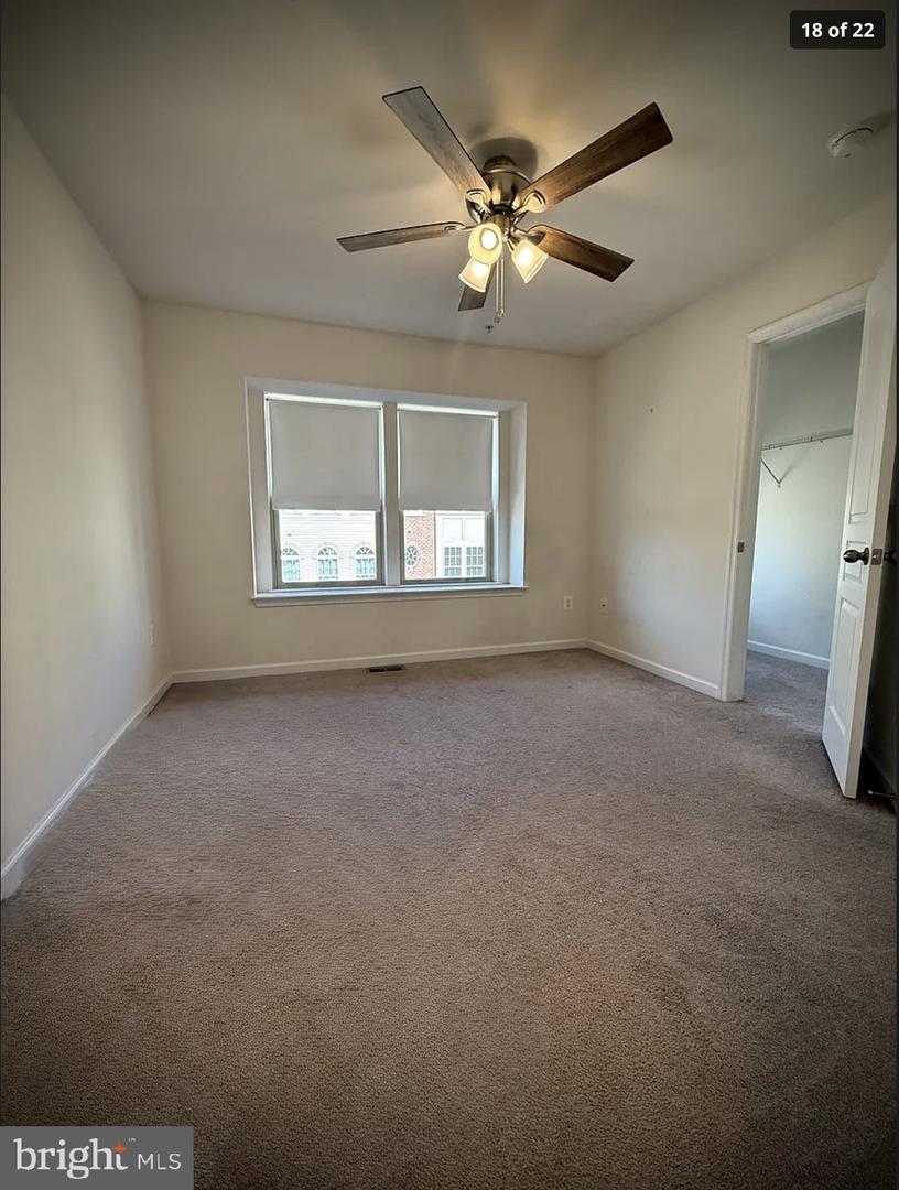 2724 Downing Ln Property Photo 18