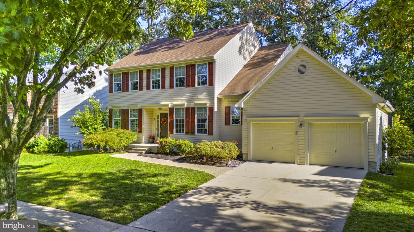407 Schoolers Pond Way Property Photo 1