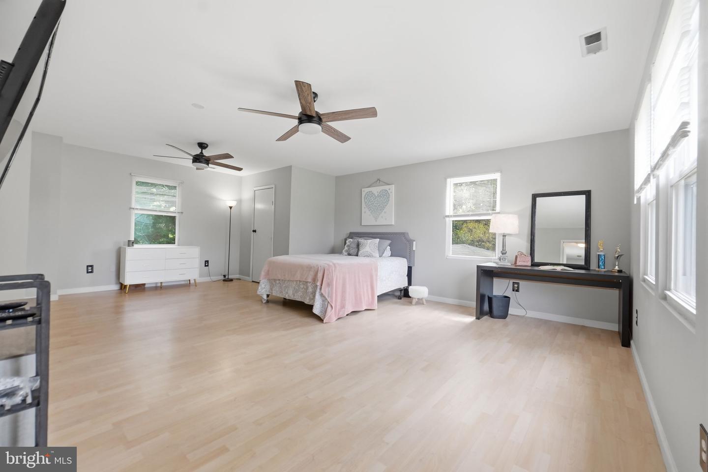 5943 Sneed Dr Property Photo 18
