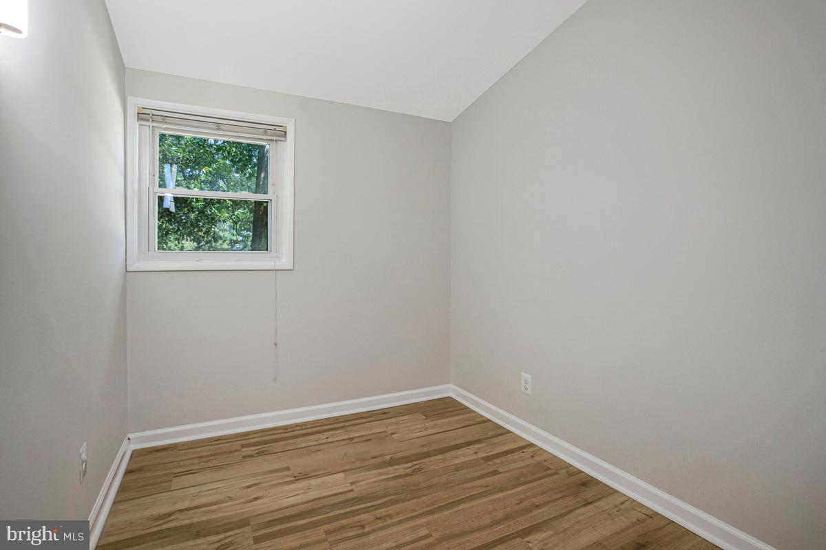 316 Gloucester Dr Property Photo 25