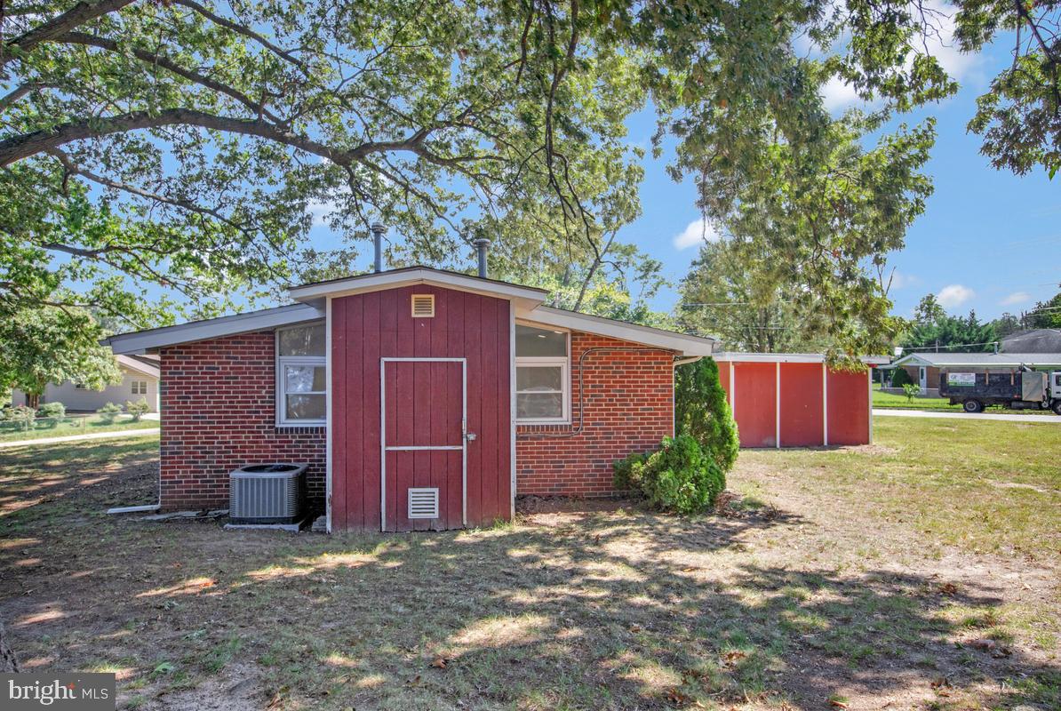 316 Gloucester Dr Property Photo 31