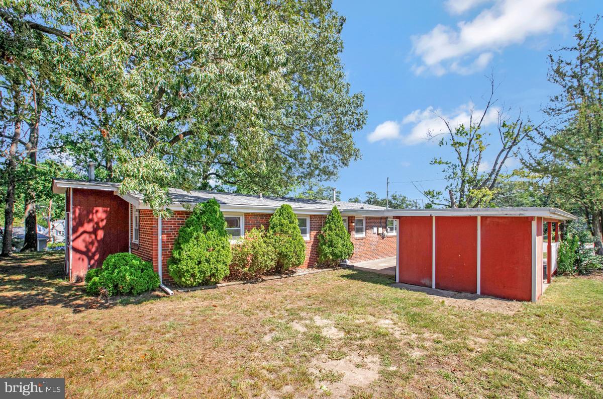 316 Gloucester Dr Property Photo 32