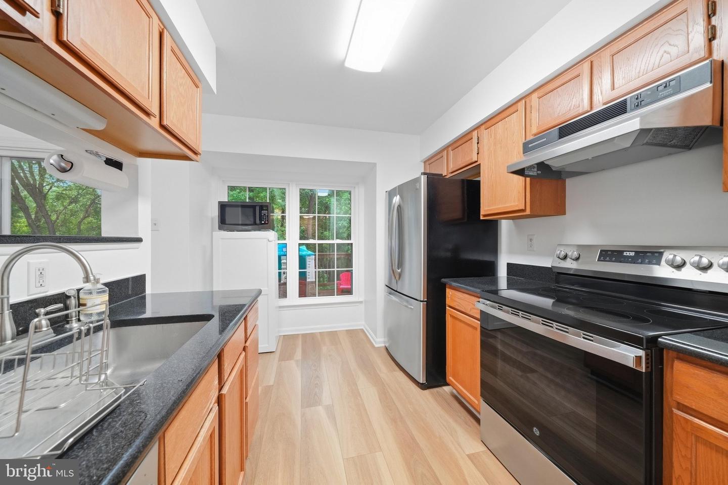666 Lions Gate Ln Property Photo 16