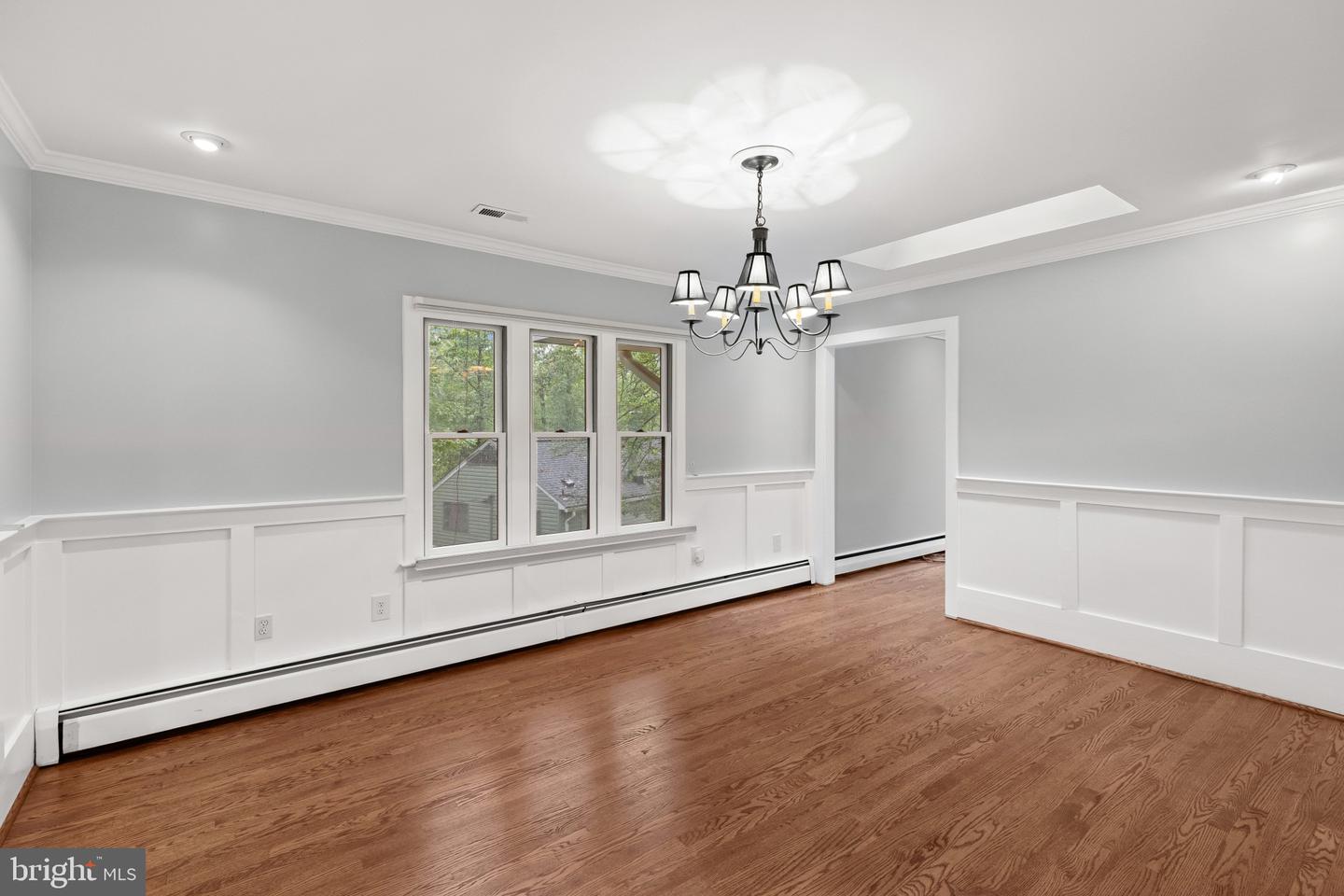 4 Tower Rd Property Photo 16