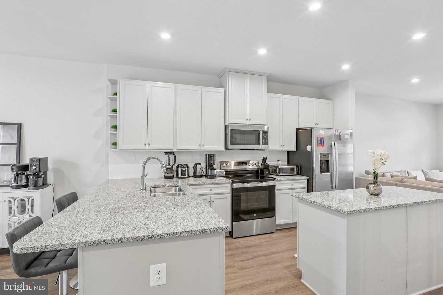158 Woodgate Cir Property Photo 15