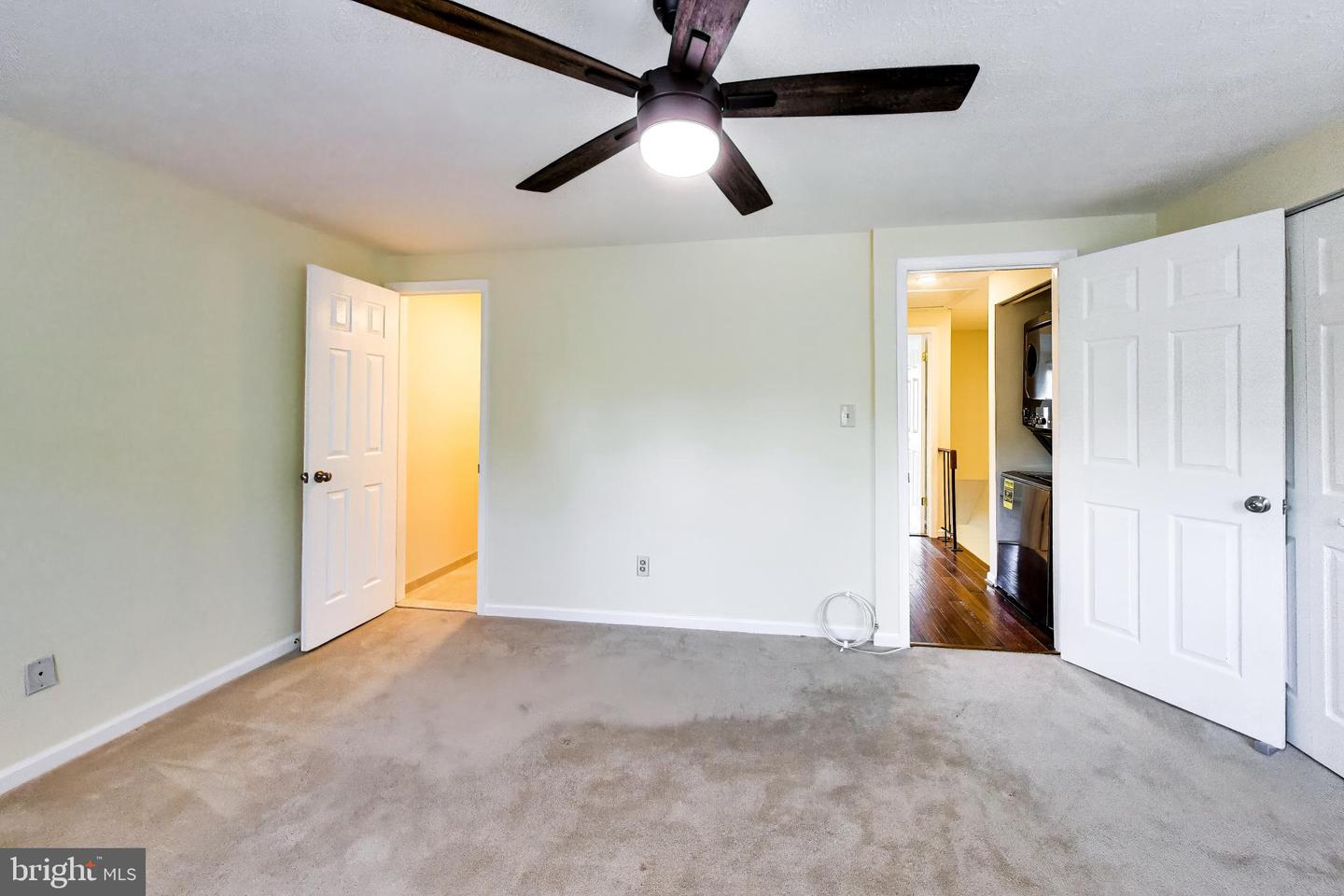 6446 Grafton Garth Ct Property Photo 12