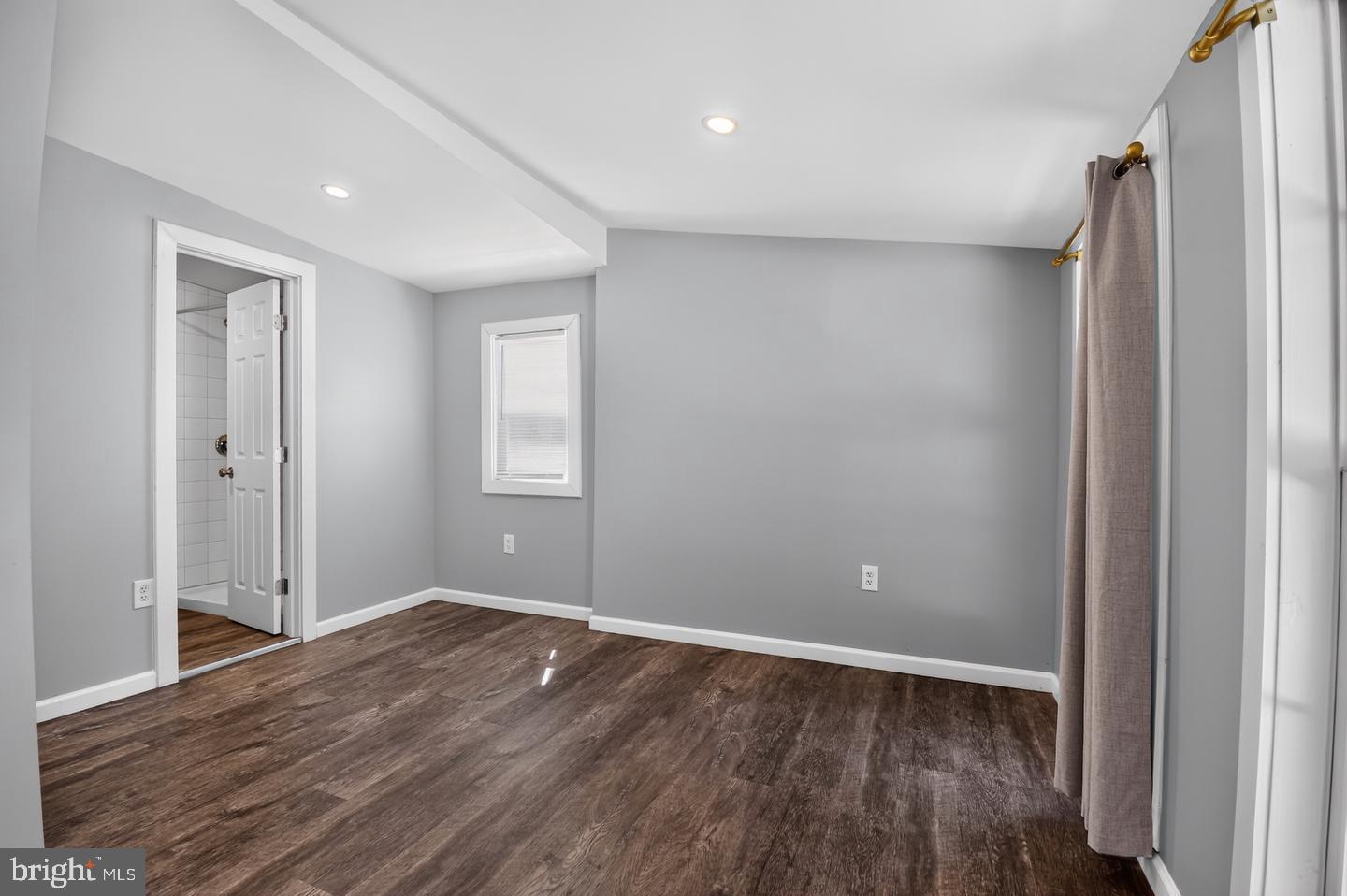 1727 Forestville Rd Property Photo 10