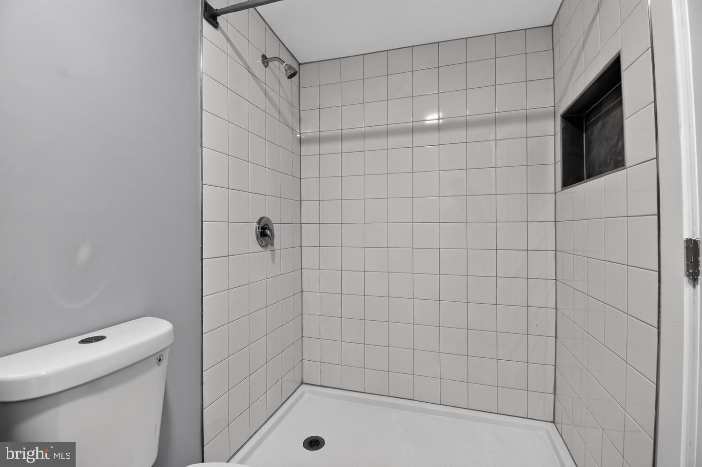 1727 Forestville Rd Property Photo 14