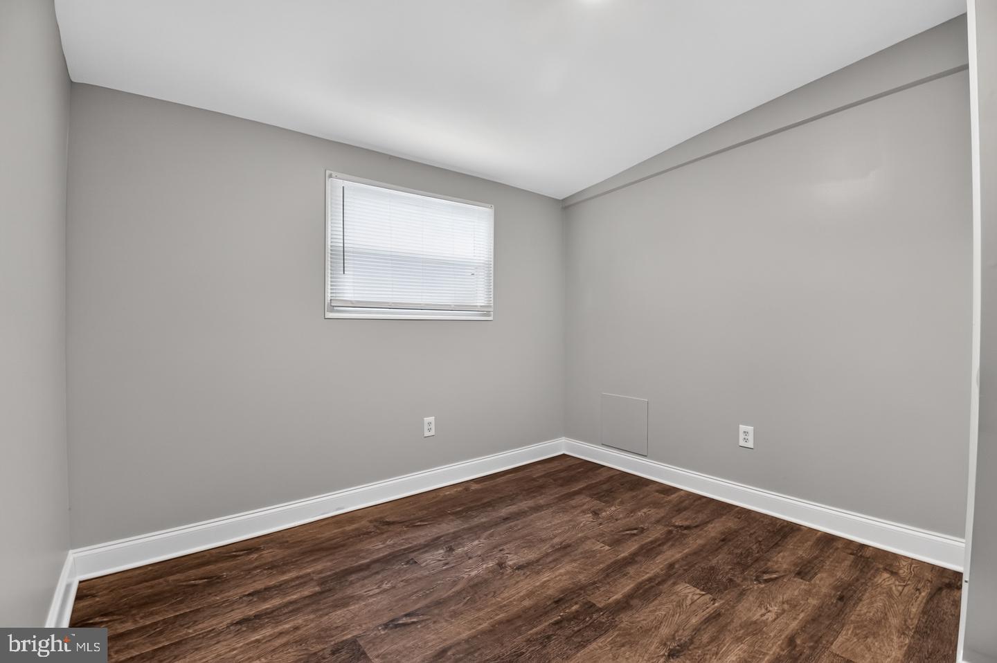 1727 Forestville Rd Property Photo 21