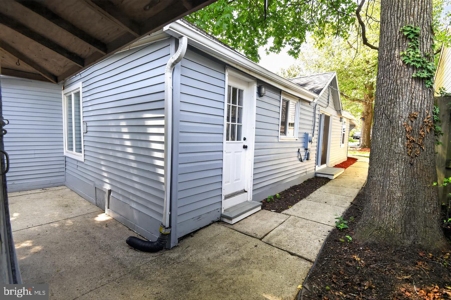 1727 Forestville Rd Property Photo 29