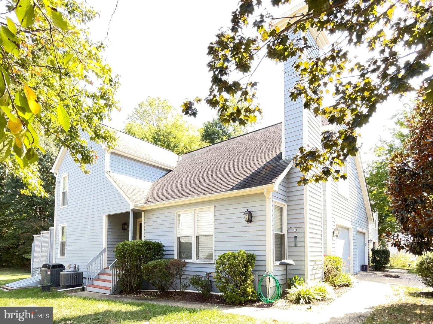 2915 WINTERS CHASE WAY Property Photo 1