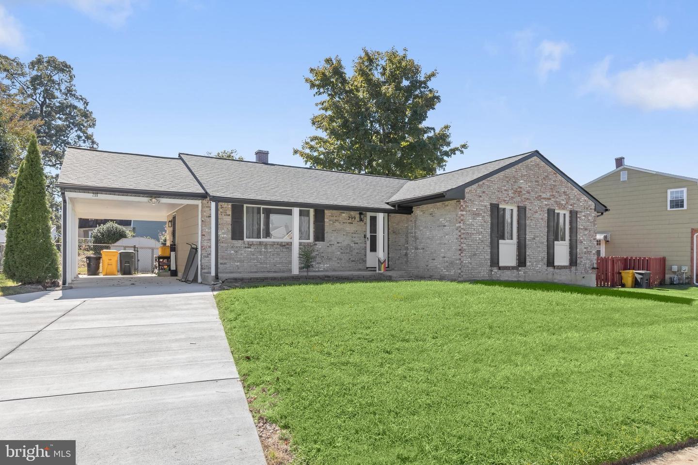 299 Scotts Manor Dr Property Photo 6