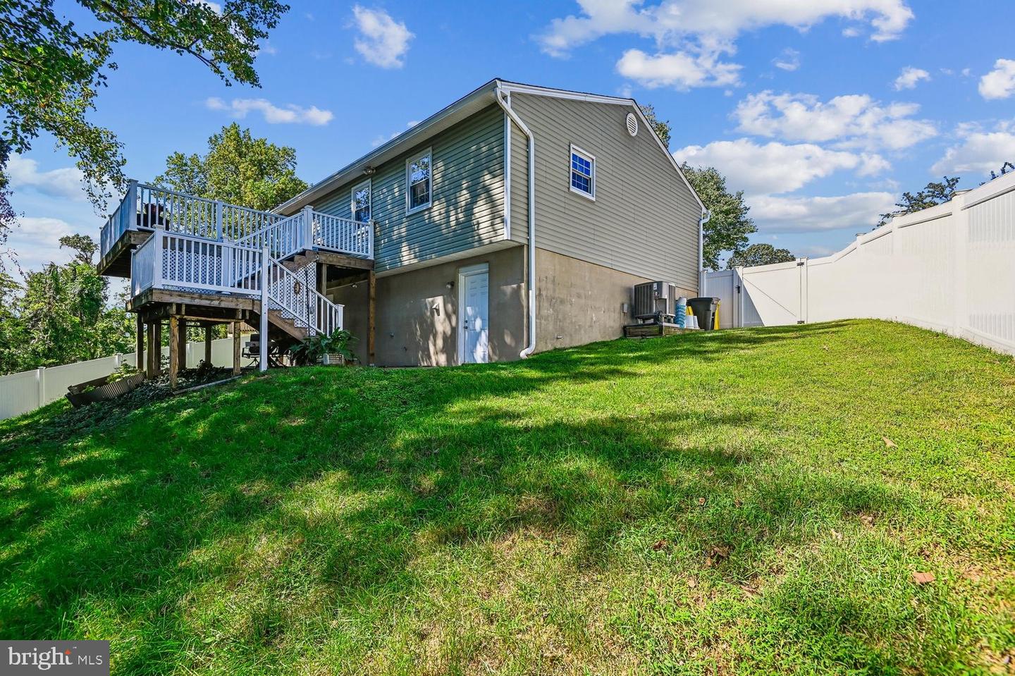 7109 Renwick Ct Property Photo 2