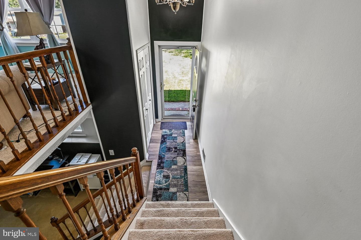 7109 Renwick Ct Property Photo 4