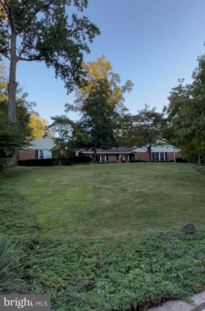 754 Carlisle Dr Property Photo 1