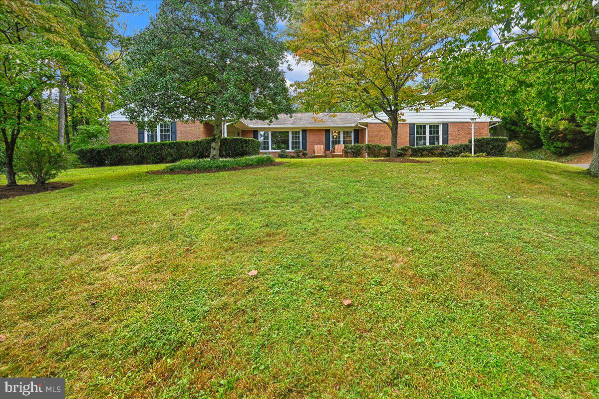 754 Carlisle Dr Property Photo 2