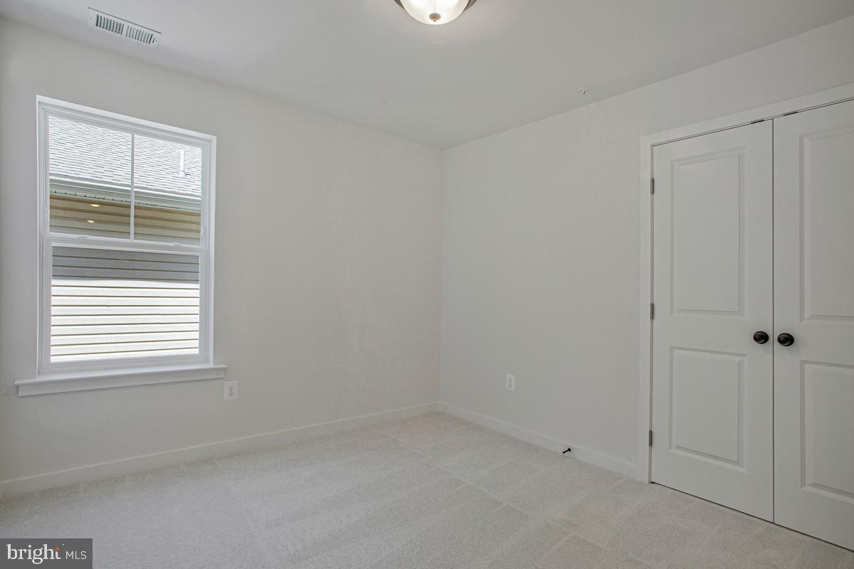 1225 Juniper St Property Photo 20