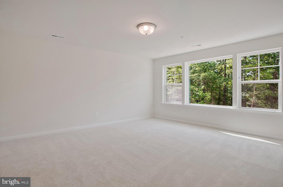 1235 Spruce Ave Property Photo 14