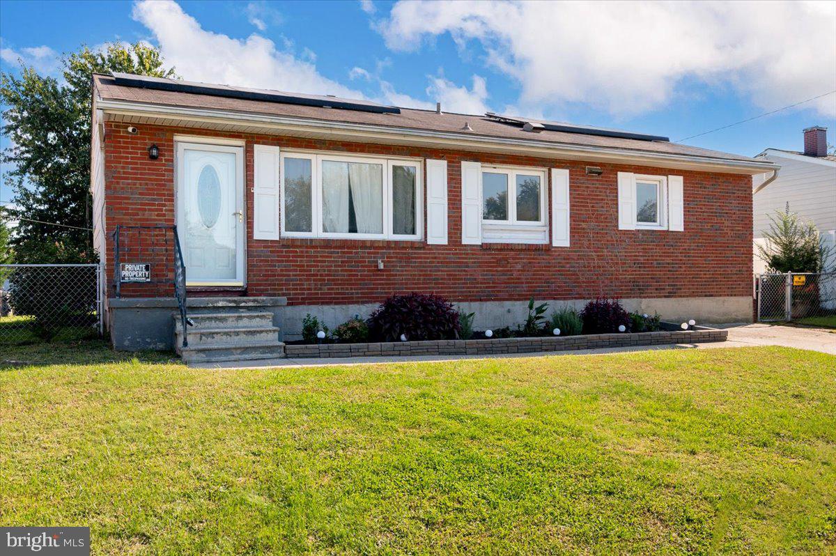 1106 CEDARCLIFF DR Property Photo 1