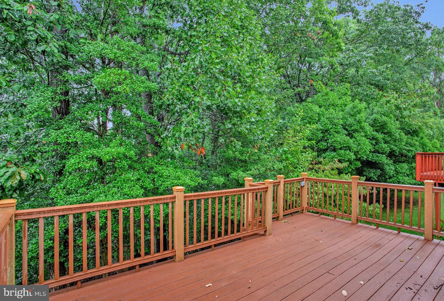1210 Seminole Dr Property Photo 29