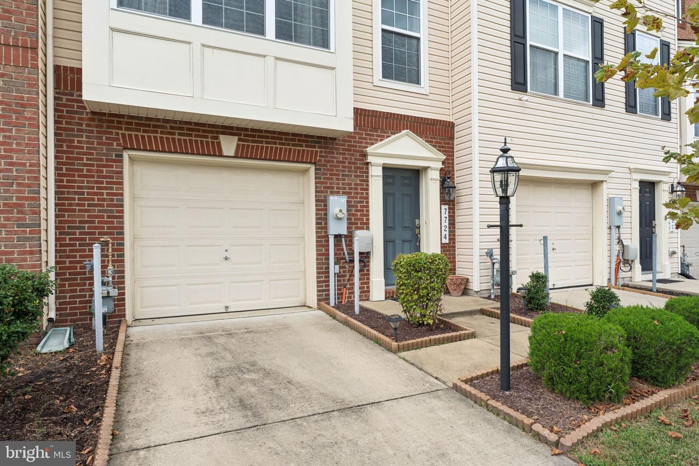 7724 Sentry Ter Property Photo 2