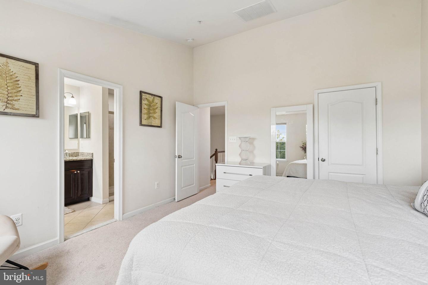 7724 Sentry Ter Property Photo 22