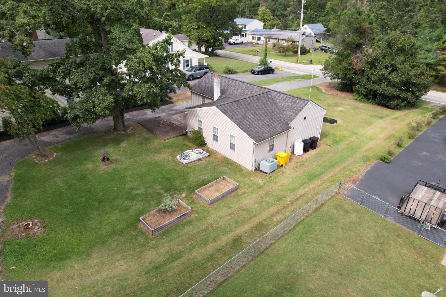 1645 Colony Rd Property Photo 3