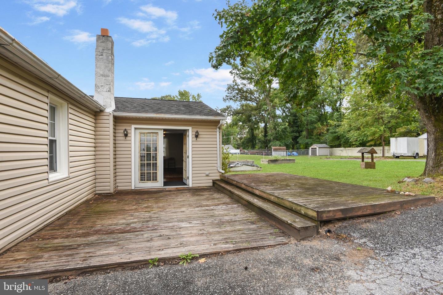 1645 Colony Rd Property Photo 6