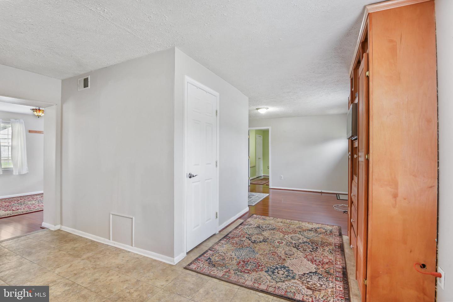 1645 Colony Rd Property Photo 12