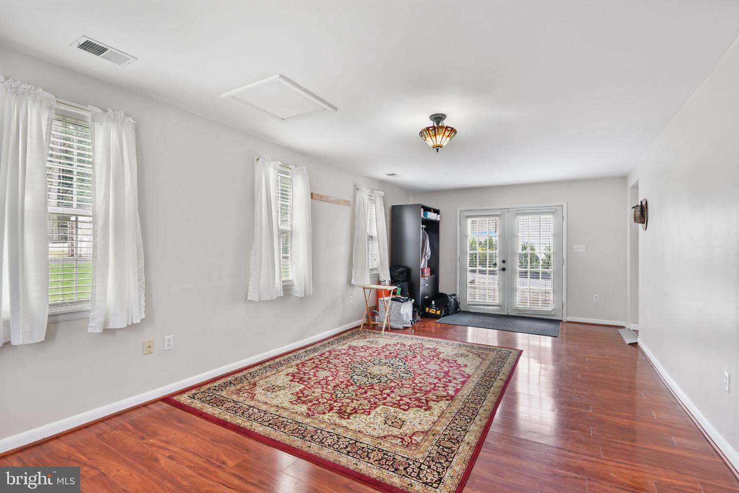 1645 Colony Rd Property Photo 20