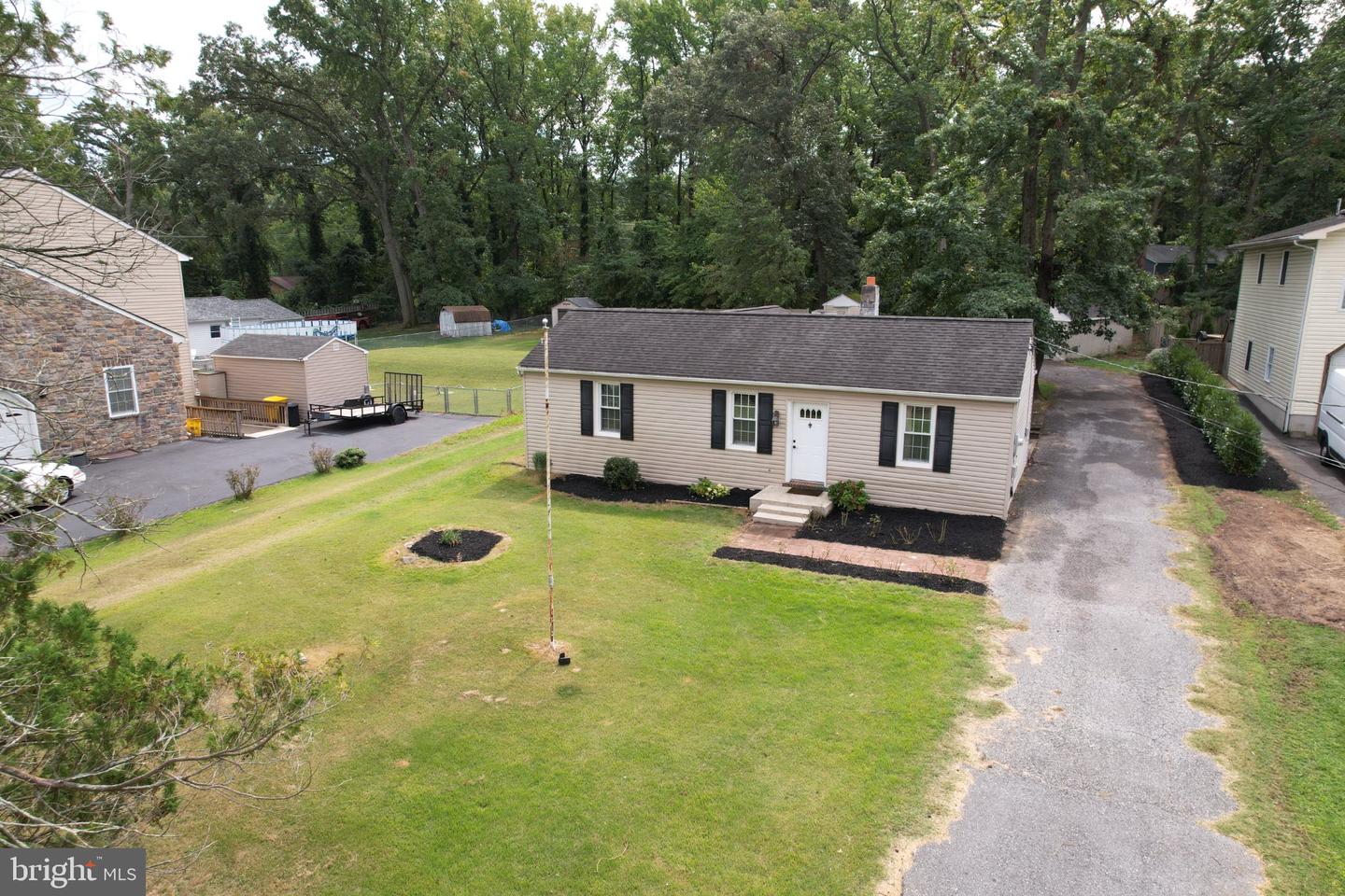 1645 Colony Rd Property Photo 28