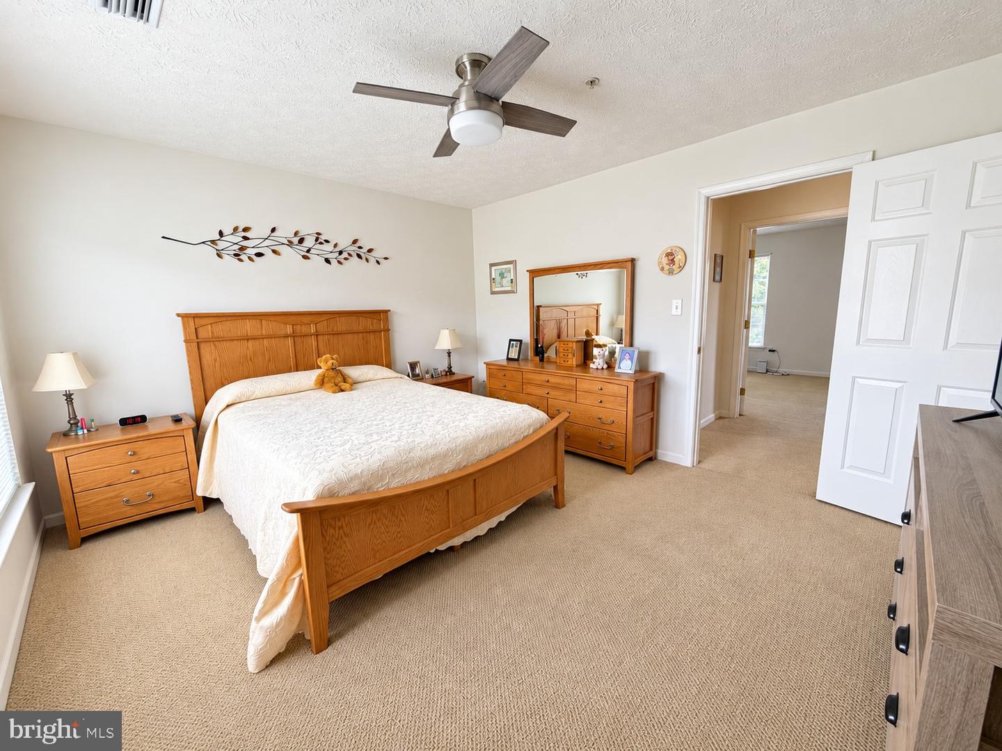 8703 Thornbrook Dr Property Photo 10