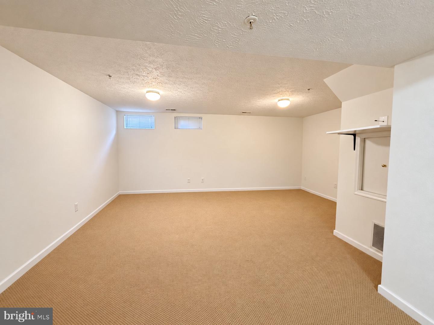 8703 Thornbrook Dr Property Photo 16