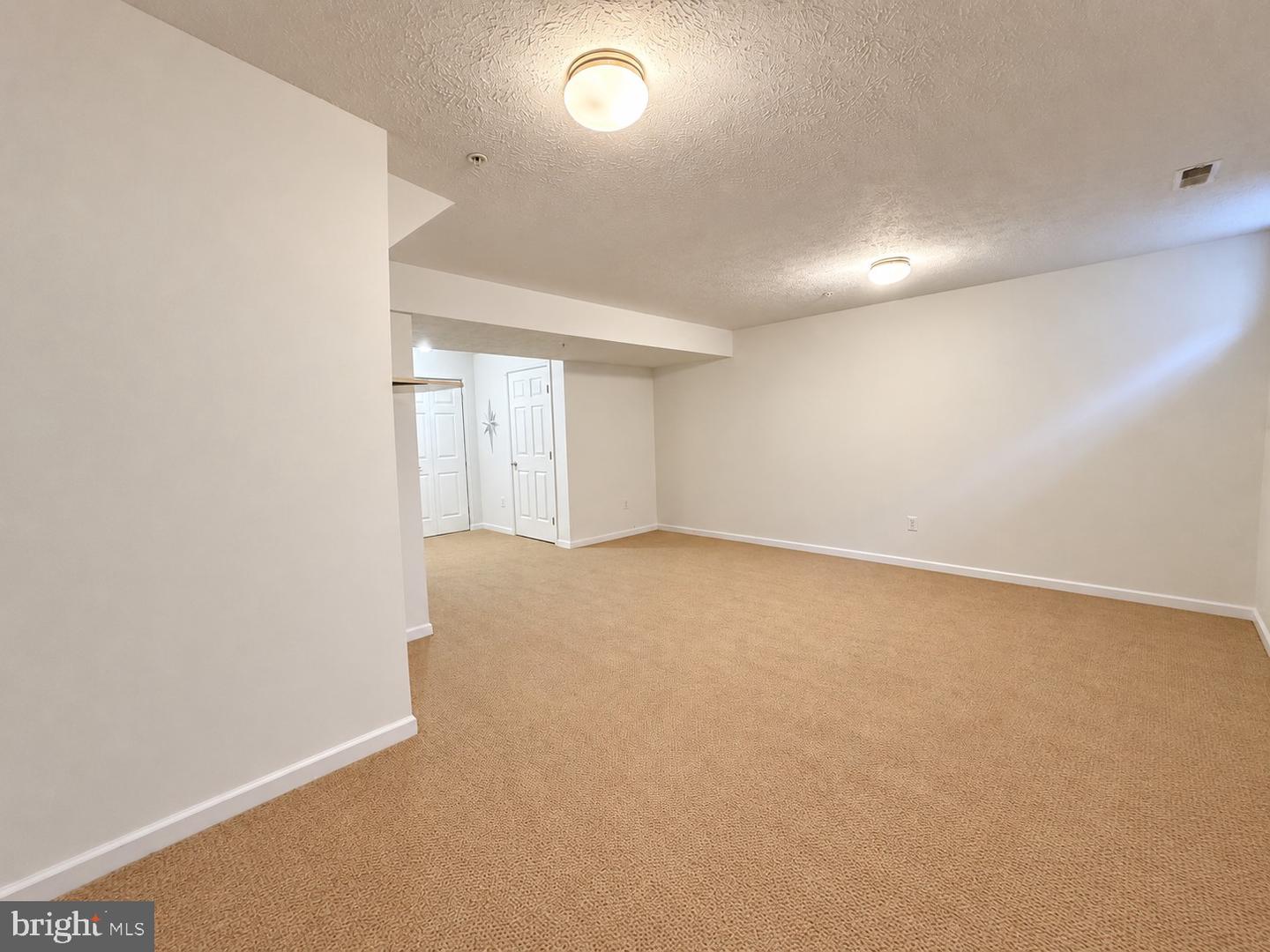 8703 Thornbrook Dr Property Photo 18