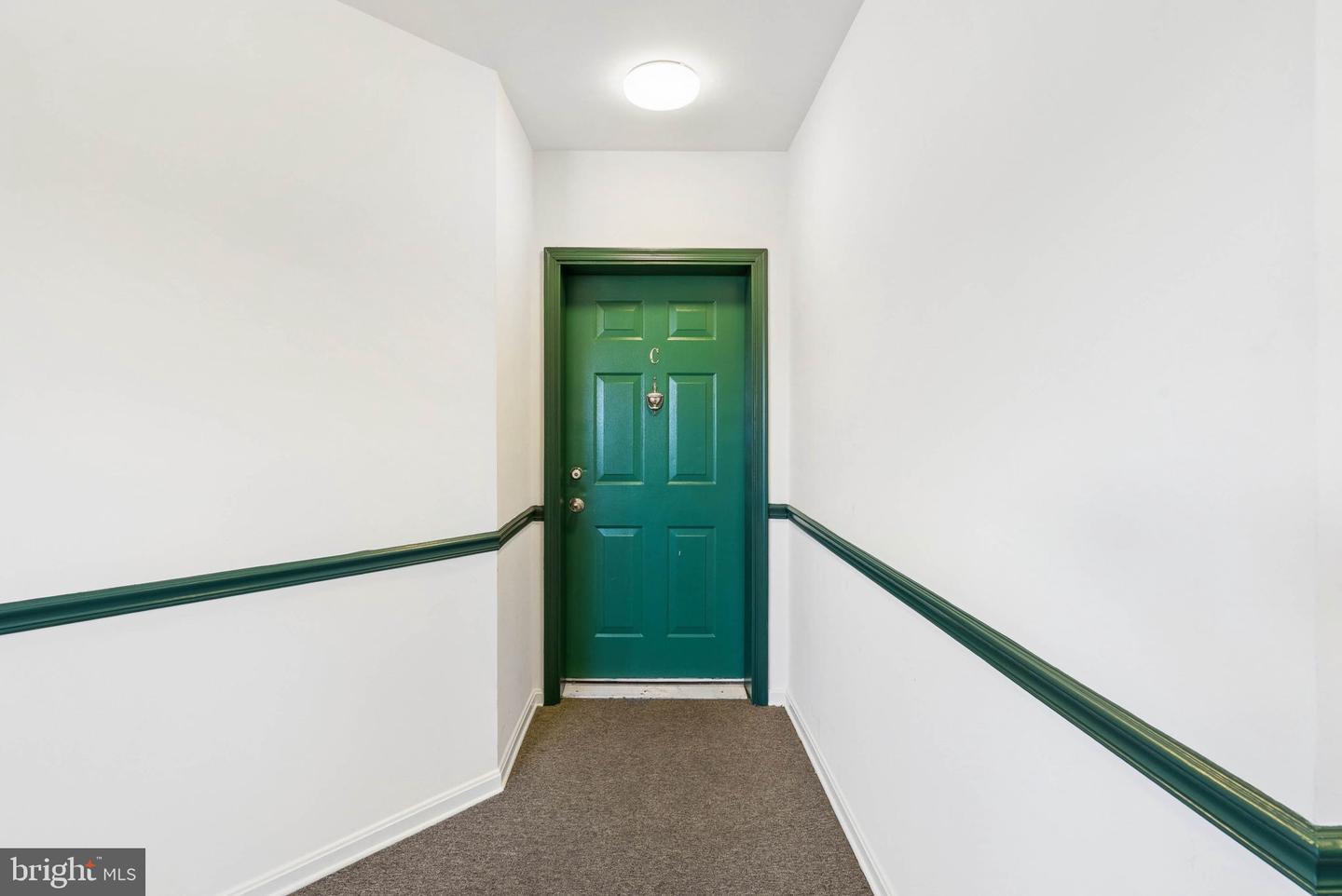 308 Gatehouse Ln #c Property Photo 8