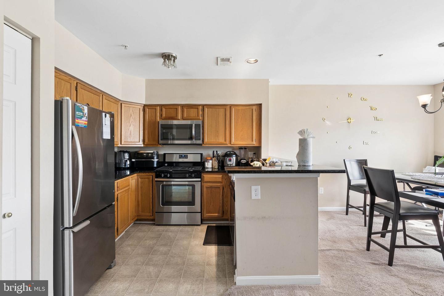 308 Gatehouse Ln #c Property Photo 15
