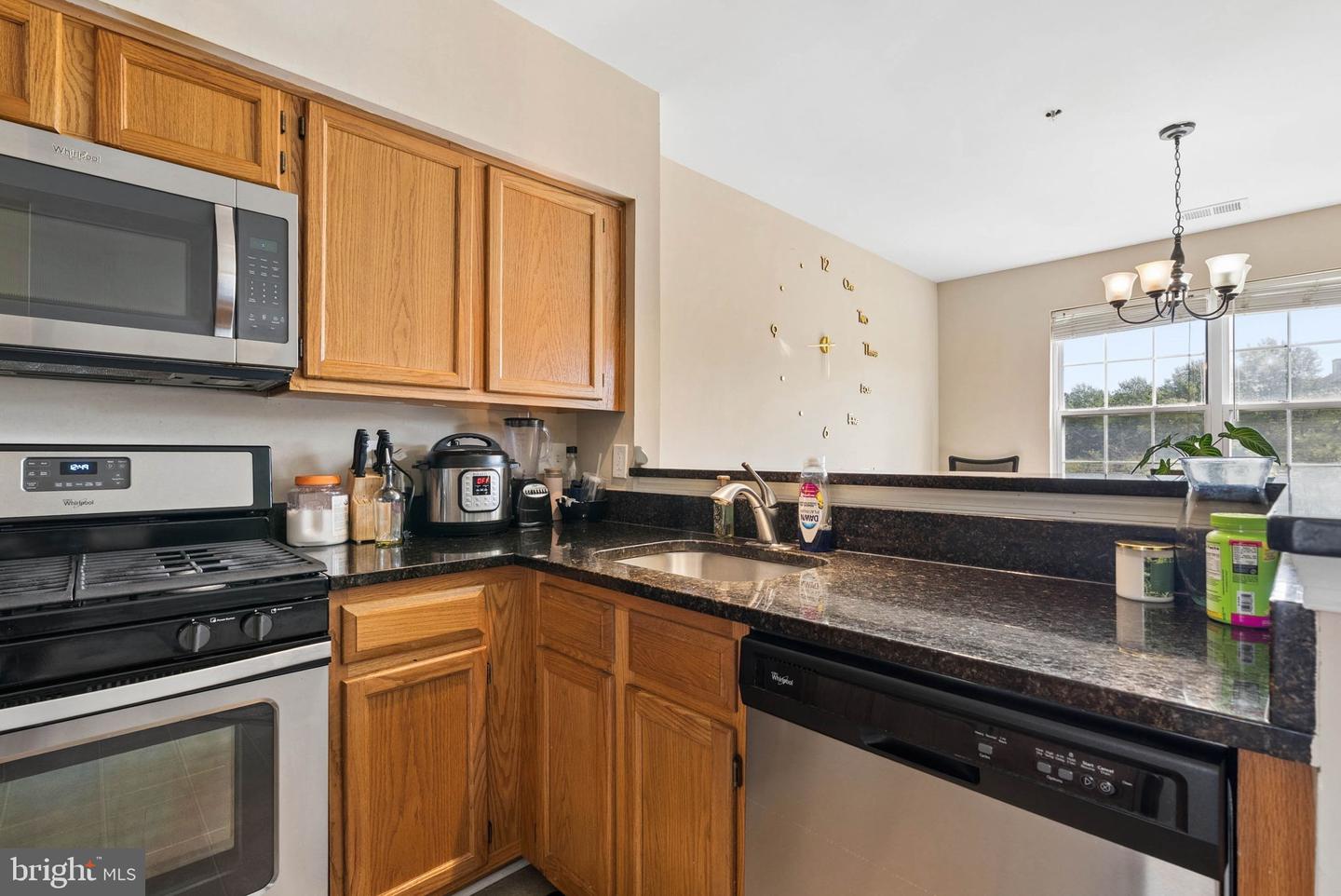 308 Gatehouse Ln #c Property Photo 17