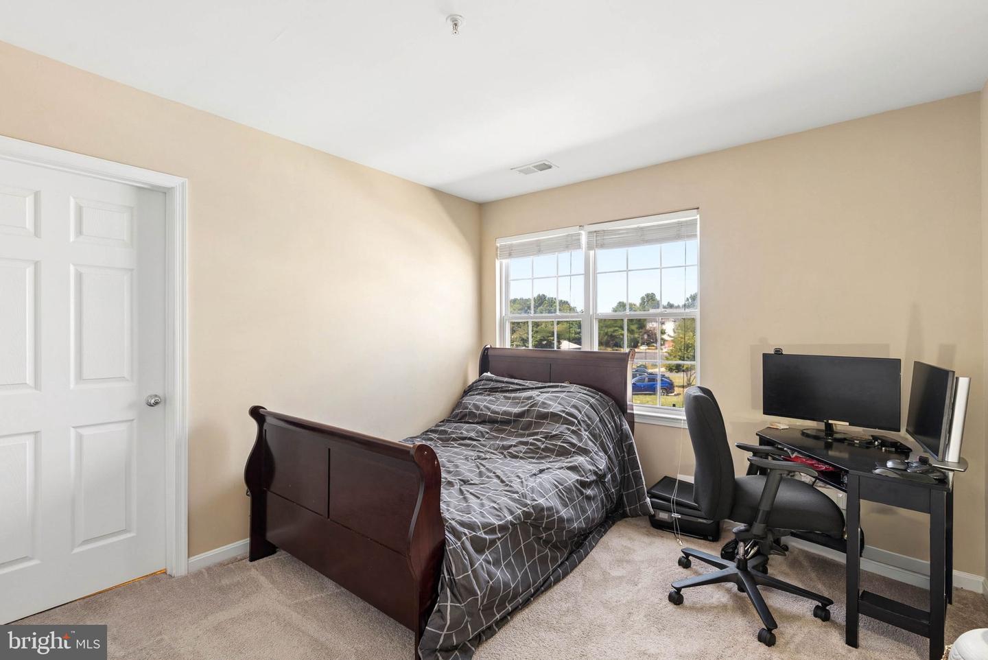 308 Gatehouse Ln #c Property Photo 24