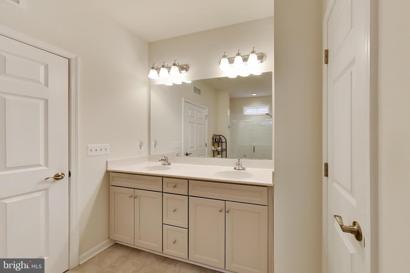 1640 Velvet Leaf Ln Property Photo 12