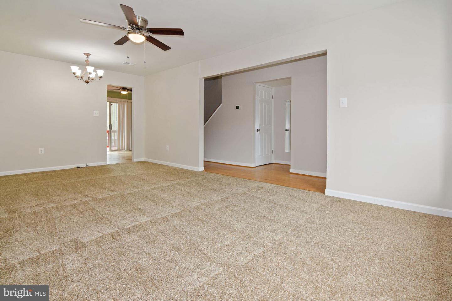 1467 Chatham Ct Property Photo 6