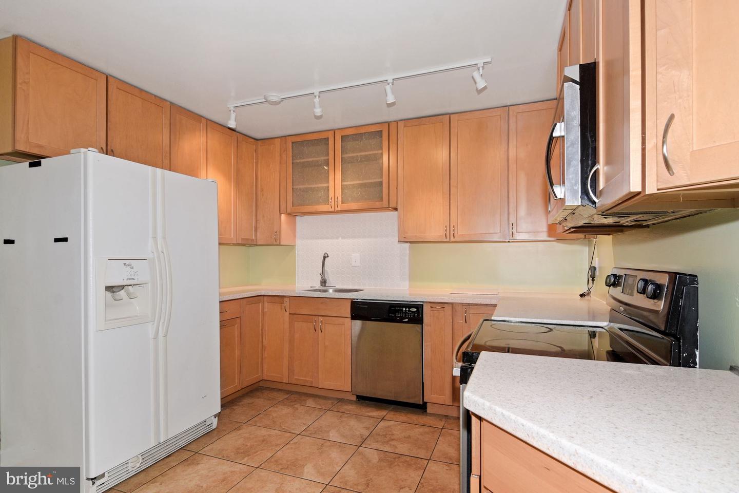 1467 Chatham Ct Property Photo 12