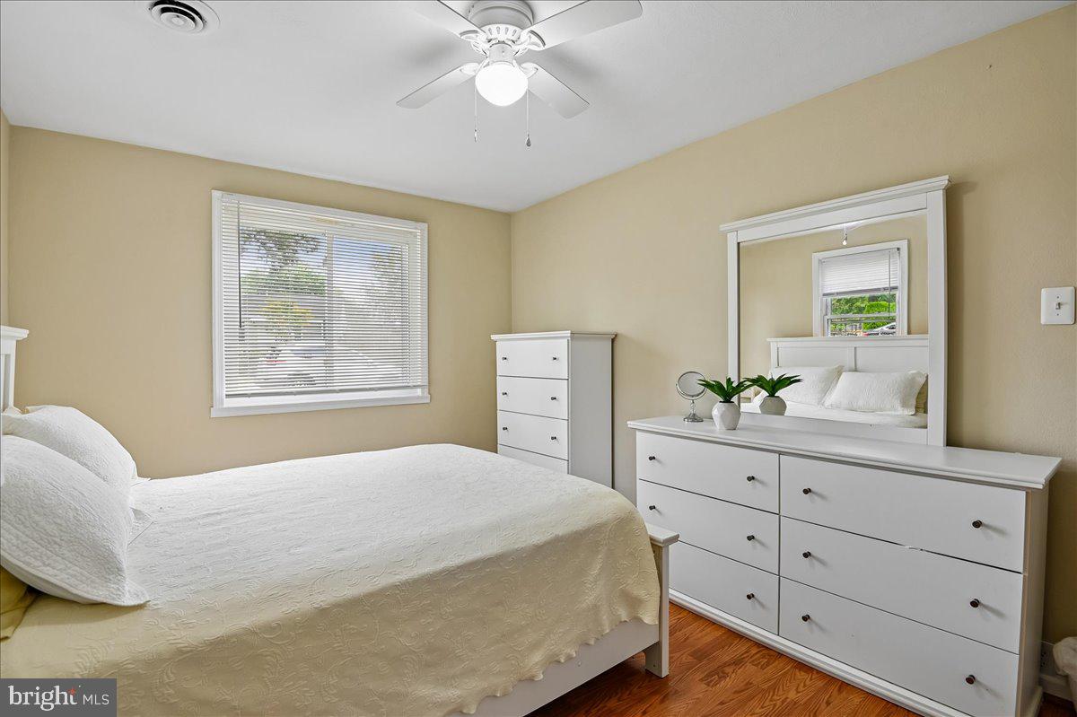 1403 Saunders Way Property Photo 16