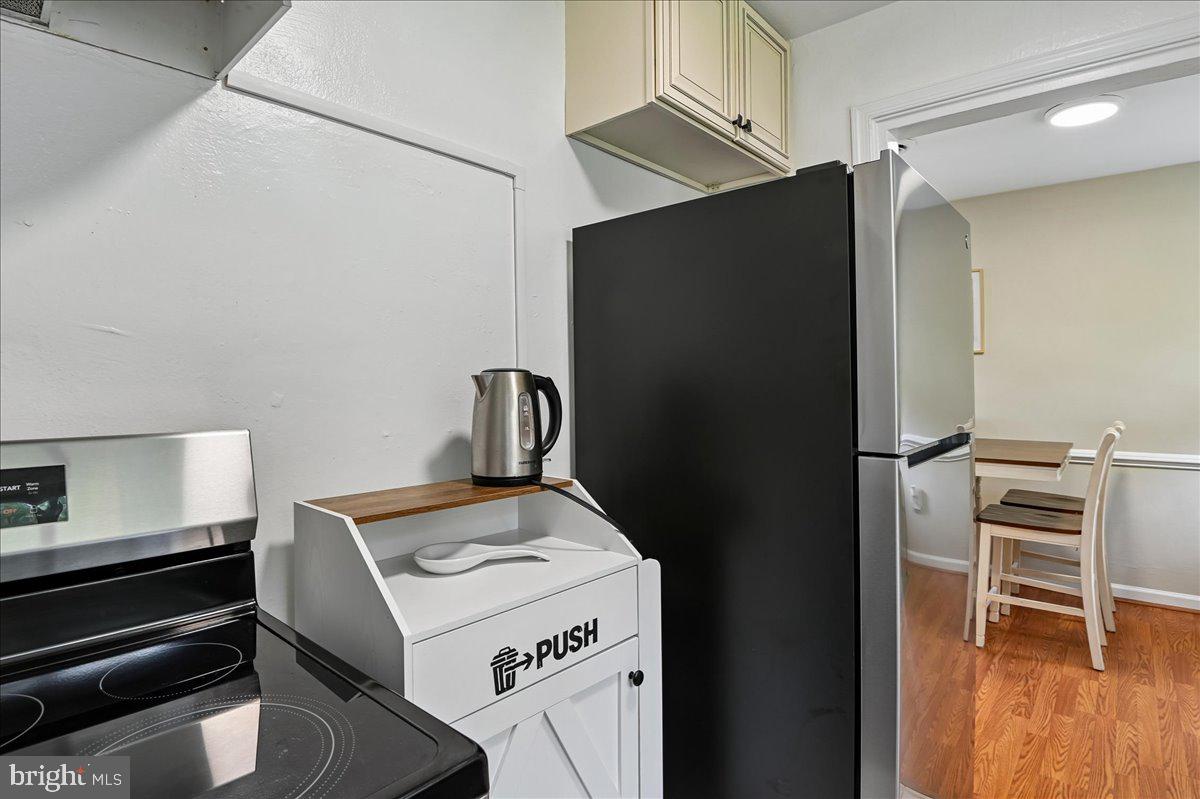 1403 Saunders Way Property Photo 20